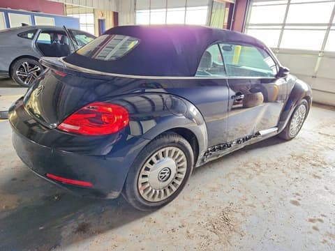 2014 Volkswagen Beetle, VIN 3VW5P7AT1EM803355. Фото 3 з 6 з аукціону Copart. Каталог авто зі США OpenDataCar.