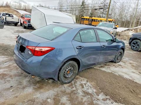 2018 Toyota Corolla, VIN 2T1BURHE3JC108024. Фото 3 з 6 з аукціону Copart. Каталог авто зі США OpenDataCar.