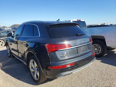 2021 Audi Q5, VIN WA1BAAFY4M2010205. Фото 2 з 6 з аукціону Copart. Каталог авто зі США OpenDataCar.