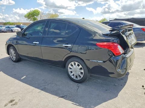 2019 Nissan Versa, VIN 3N1CN7APXKL863495. Фото 2 з 6 з аукціону Copart. Каталог авто зі США OpenDataCar.