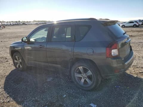 2017 Jeep Compass, VIN 1C4NJDEB7HD190260. Фото 2 з 6 з аукціону Copart. Каталог авто зі США OpenDataCar.