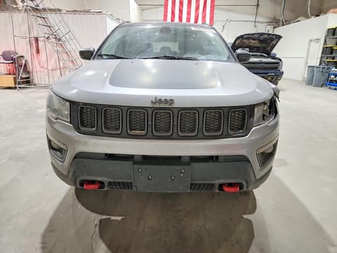 2018 Jeep Compass, VIN 3C4NJDDB7JT207205. Фото 5 з 6 з аукціону Copart. Каталог авто зі США OpenDataCar.