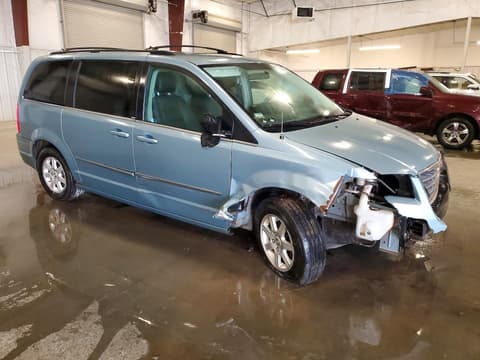 2010 Chrysler Town & Country, VIN 2A4RR8D12AR496080. Фото 4 з 6 з аукціону Copart. Каталог авто зі США OpenDataCar.