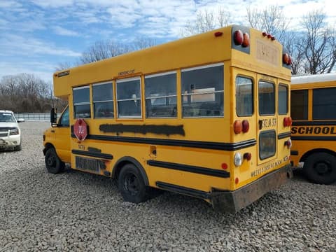 2001 Ford Econoline, VIN 1FDWE35F91HA77510. Фото 3 з 6 з аукціону Copart. Каталог авто зі США OpenDataCar.