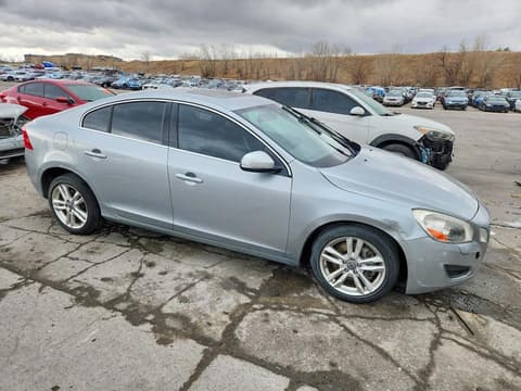 2013 Volvo S60, VIN YV1612FH1D1220421. Фото 4 з 6 з аукціону Copart. Каталог авто зі США OpenDataCar.