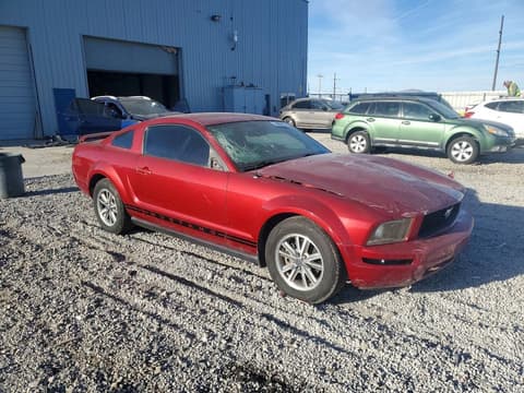 2005 Ford Mustang, VIN 1ZVFT80N755163733. Фото 4 з 6 з аукціону Copart. Каталог авто зі США OpenDataCar.