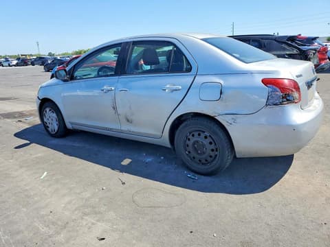 2007 Toyota Yaris, VIN JTDBT923871098596. Фото 2 з 6 з аукціону Copart. Каталог авто зі США OpenDataCar.