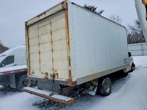 2017 Chevrolet Express 4500, VIN 1GB6GVCG6H1103039. Фото 3 з 6 з аукціону Copart. Каталог авто зі США OpenDataCar.