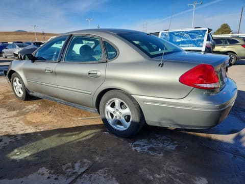 2004 Ford Taurus, VIN 1FAFP55U04A130834. Фото 2 з 6 з аукціону Copart. Каталог авто зі США OpenDataCar.