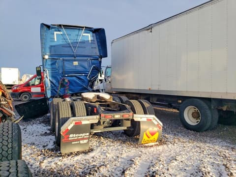2021 Volvo VNL, VIN 4V4NC9EG9MN275905. Фото 3 з 6 з аукціону Copart. Каталог авто зі США OpenDataCar.