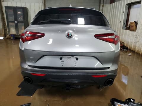 2018 Alfa romeo Stelvio, VIN ZASFAKPN9J7B84438. Фото 6 з 6 з аукціону Copart. Каталог авто зі США OpenDataCar.
