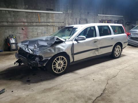 2001 Volvo V70, VIN YV1SW53D211016872. Фото 1 из 6 с аукциона Copart. Каталог авто из США OpenDataCar.