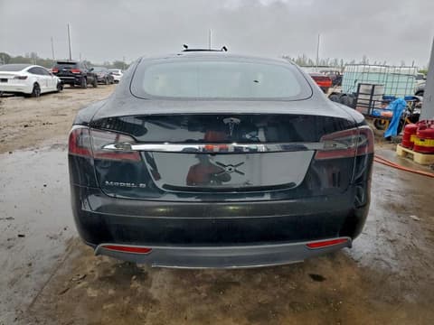 2013 Tesla Model S, VIN 5YJSA1DG2DFP03528. Фото 6 з 6 з аукціону Copart. Каталог авто зі США OpenDataCar.