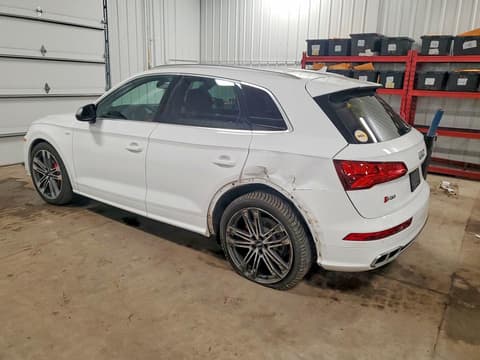 2018 Audi SQ5, VIN WA1A4AFY0J2079181. Фото 2 из 6 с аукциона Copart. Каталог авто из США OpenDataCar.