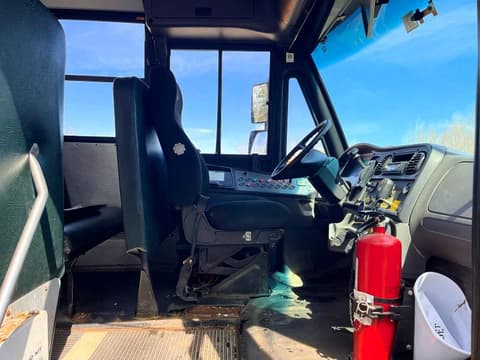 2017 Freightliner , VIN 4UZABRDU5HCHS5666. Фото 5 з 6 з аукціону Copart. Каталог авто зі США OpenDataCar.