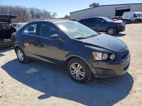 2015 Chevrolet Sonic, VIN 1G1JC5SB9F4180970. Фото 4 из 6 с аукциона Copart. Каталог авто из США OpenDataCar.