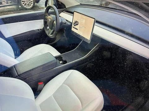 2021 Tesla Model Y, VIN 5YJYGDED6MF106087. Фото 5 з 6 з аукціону Copart. Каталог авто зі США OpenDataCar.