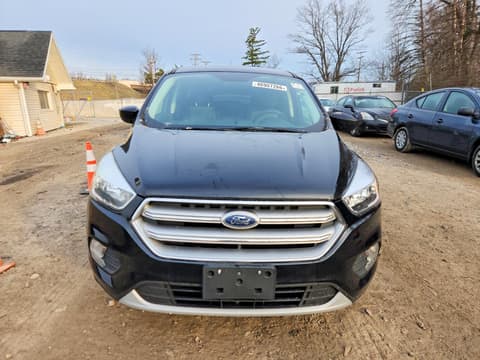 2017 Ford Escape, VIN 1FMCU9GD2HUB39321. Фото 5 з 6 з аукціону Copart. Каталог авто зі США OpenDataCar.
