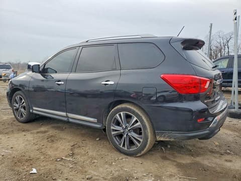 2017 Nissan Pathfinder, VIN 5N1DR2MM7HC696555. Фото 2 з 6 з аукціону Copart. Каталог авто зі США OpenDataCar.