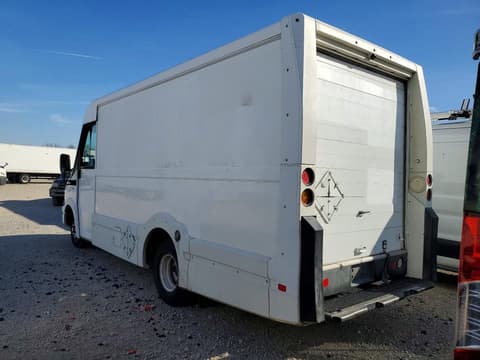 2016 Isuzu NPR, VIN JALB4T179G7W00333. Фото 2 з 6 з аукціону Copart. Каталог авто зі США OpenDataCar.