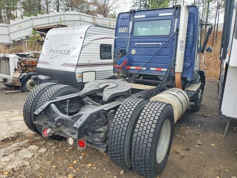 2009 Volvo VNM, VIN 4V4M19EG99N263925. Фото 4 з 6 з аукціону Copart. Каталог авто зі США OpenDataCar.