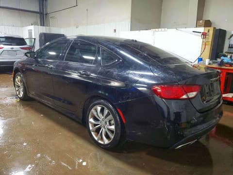 2015 Chrysler 200, VIN 1C3CCCBB7FN717855. Фото 2 з 6 з аукціону Copart. Каталог авто зі США OpenDataCar.