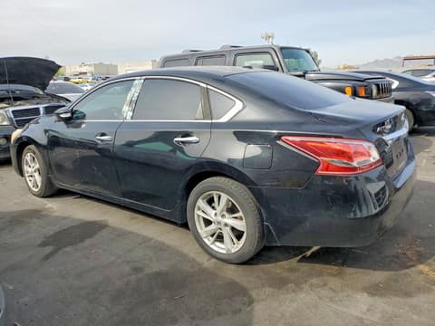 2013 Nissan Altima, VIN 1N4AL3AP0DN566389. Фото 2 з 6 з аукціону Copart. Каталог авто зі США OpenDataCar.