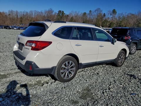 2018 Subaru Outback, VIN 4S4BSATC7J3392680. Фото 3 з 6 з аукціону Copart. Каталог авто зі США OpenDataCar.