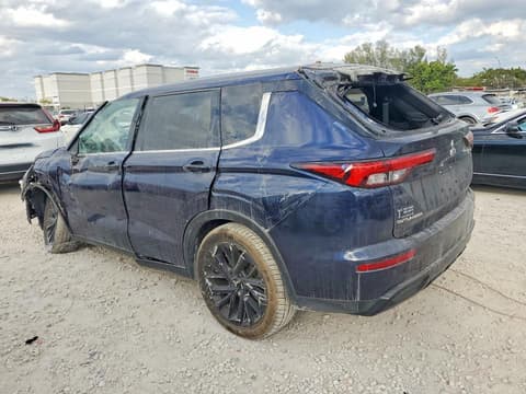2022 Mitsubishi Outlander, VIN JA4J3UA89NZ090074. Фото 2 з 6 з аукціону Copart. Каталог авто зі США OpenDataCar.
