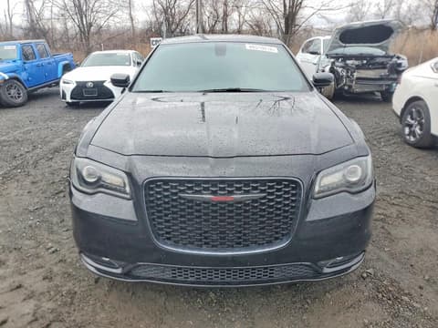 2023 Chrysler 300, VIN 2C3CCABG1PH599814. Фото 5 з 6 з аукціону Copart. Каталог авто зі США OpenDataCar.