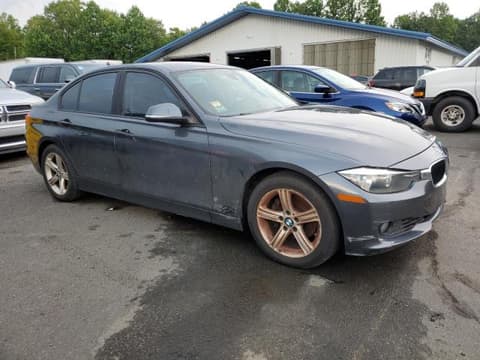 2013 Bmw 3 Series, VIN WBA3A5C50DJ462103. Zdjęcie 4 z 6 z aukcji Copart. Katalog aut z USA OpenDataCar.