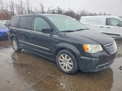 2014 Chrysler Town & Country, VIN 2C4RC1BG2ER381913. Фото 4 з 6 з аукціону Copart. Каталог авто зі США OpenDataCar.