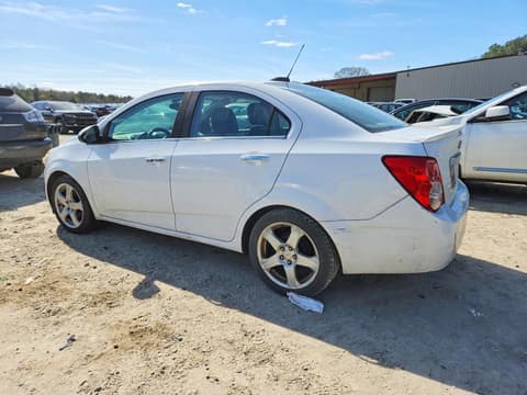 2016 Chevrolet Sonic, VIN 1G1JE5SB5G4153468. Фото 2 з 6 з аукціону Copart. Каталог авто зі США OpenDataCar.