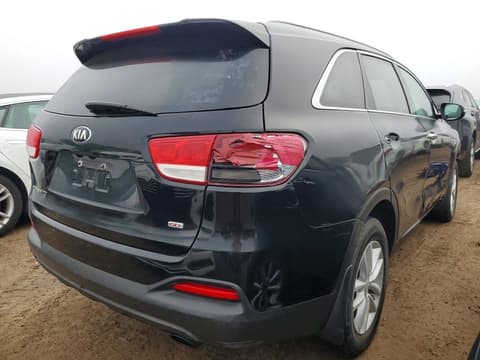 2018 Kia Sorento, VIN 5XYPG4A33JG372972. Фото 3 з 6 з аукціону Copart. Каталог авто зі США OpenDataCar.
