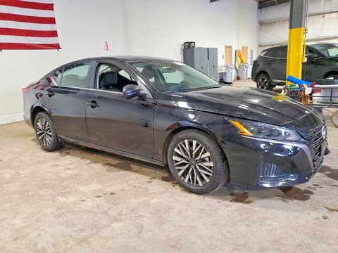 2026 Nissan Altima, VIN 1N4BL4DV3TN310895. Фото 4 з 6 з аукціону Copart. Каталог авто зі США OpenDataCar.