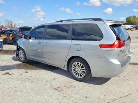 2011 Toyota Sienna, VIN 5TDYK3DC8BS163868. Фото 2 з 6 з аукціону Copart. Каталог авто зі США OpenDataCar.