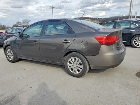 2010 Kia Forte, VIN KNAFU4A26A5184285. Zdjęcie 2 z 6 z aukcji Copart. Katalog aut z USA OpenDataCar.