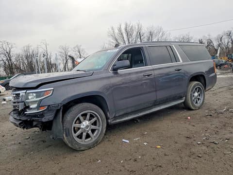 2015 Chevrolet Suburban, VIN 1GNSKJKC9FR226159. Фото 1 з 6 з аукціону Copart. Каталог авто зі США OpenDataCar.