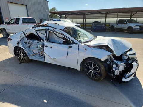 2024 Toyota Camry, VIN 4T1G11AK1RU262516. Фото 4 з 6 з аукціону Copart. Каталог авто зі США OpenDataCar.