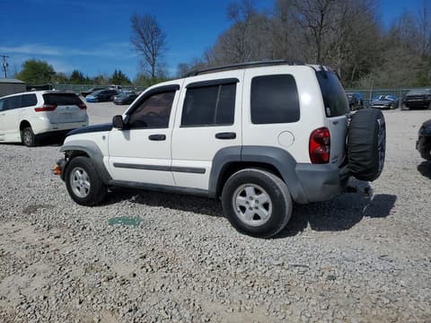 2007 Jeep Liberty, VIN 1J4GL48K17W645437. Фото 2 из 6 с аукциона Copart. Каталог авто из США OpenDataCar.