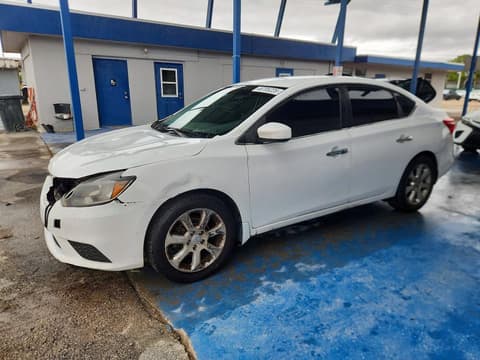 2019 Nissan Sentra, VIN 3N1AB7AP4KY234575. Фото 1 з 6 з аукціону Copart. Каталог авто зі США OpenDataCar.