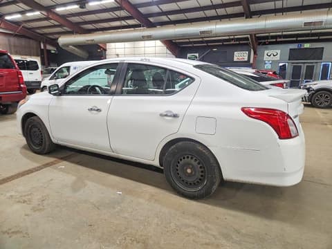 2017 Nissan Versa, VIN 3N1CN7AP2HL844898. Photo 2 of 6 from Copart auction. OpenDataCar US salvage catalog.