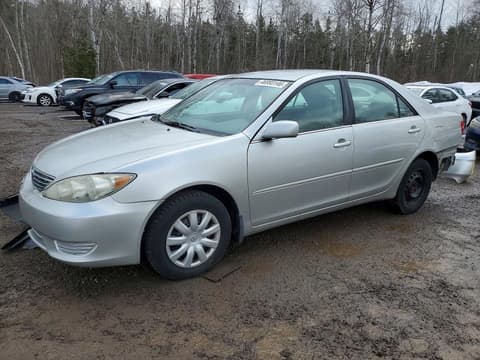 2005 Toyota Camry, VIN 4T1BE32K95U062597. Фото 1 из 6 с аукциона Copart. Каталог авто из США OpenDataCar.