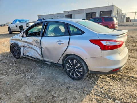 2014 Ford Focus, VIN 1FADP3F29EL282822. Фото 2 з 6 з аукціону Copart. Каталог авто зі США OpenDataCar.