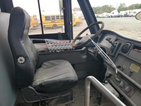 2011 Freightliner , VIN 4UZABRDU1BCAU4024. Фото 5 з 6 з аукціону Copart. Каталог авто зі США OpenDataCar.