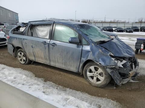 2015 Toyota Sienna, VIN 5TDKK3DC7FS662091. Фото 4 з 6 з аукціону Copart. Каталог авто зі США OpenDataCar.