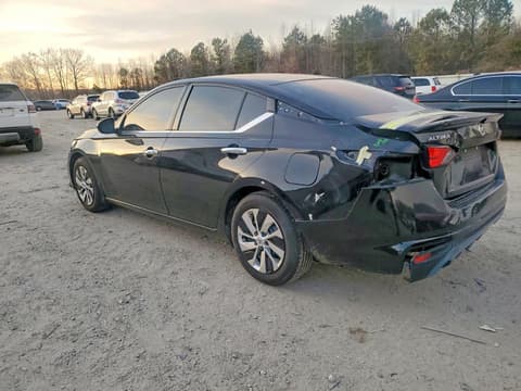 2021 Nissan Altima, VIN 1N4BL4BV5MN378975. Фото 2 з 6 з аукціону Copart. Каталог авто зі США OpenDataCar.