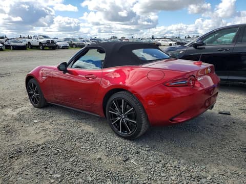 2025 Mazda MX-5 Miata, VIN JM1NDAD7XS0657785. Фото 2 з 6 з аукціону Copart. Каталог авто зі США OpenDataCar.