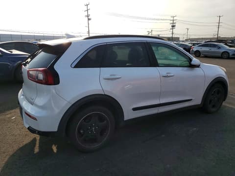 2017 Kia Niro, VIN KNDCC3LC6H5052078. Фото 3 з 6 з аукціону Copart. Каталог авто зі США OpenDataCar.