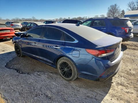 2019 Hyundai Sonata, VIN 5NPE34AF6KH741802. Фото 2 з 6 з аукціону Copart. Каталог авто зі США OpenDataCar.